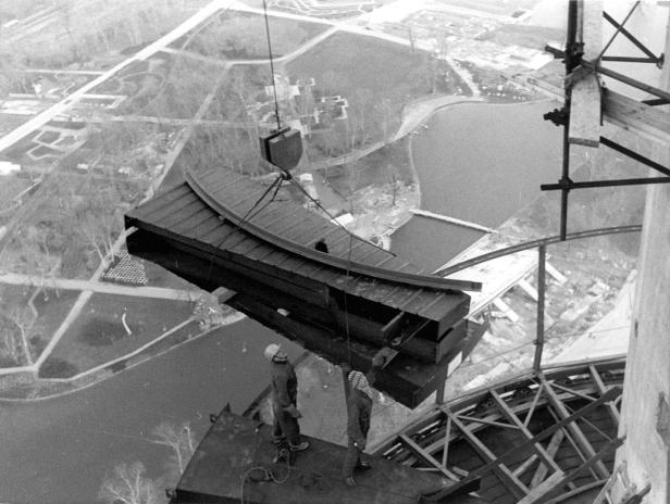 Nach zwei Jahren Bauzeit wurde der Donauturm 1964 eröffnet