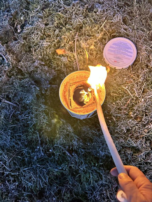 Loderndes Feuer in der Wachau: Warum Winzer nachts die Kerzen anzünden