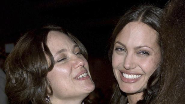 Dünner denn je: Angelina Jolie schockt mit Skelett-Armen