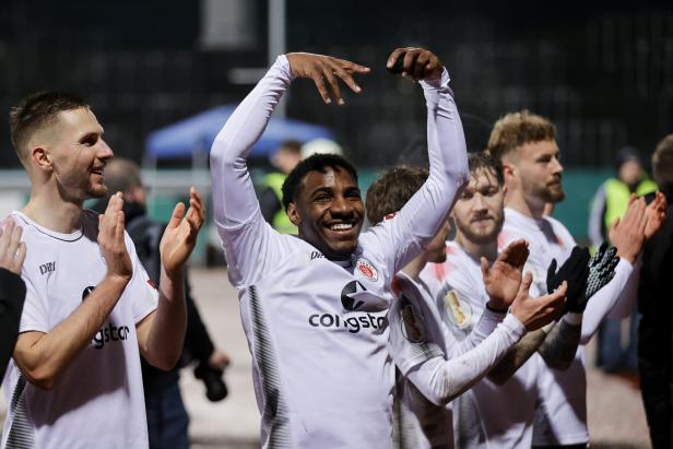 DFB Cup - FC 08 Homburg 05 vs FC St. Pauli Brisanz pur: St. Pauli kann beim "Feind" den Aufstieg fixieren