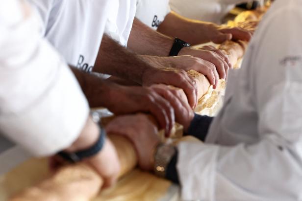 Rekord: Längstes Baguette der Welt in Frankreich gebacken