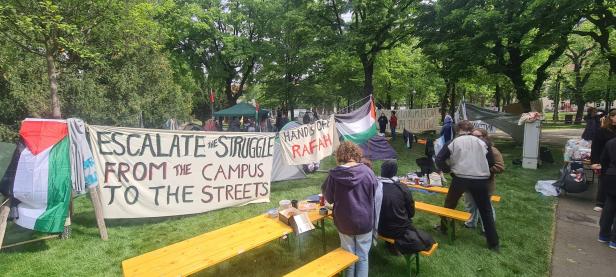 Warum das Pro-Palästina Camp bei der Uni Wien nicht geräumt wird