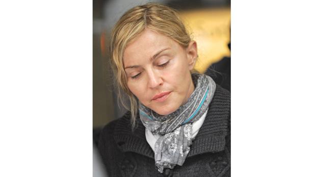 Lady Gaga lässt die Maske fallen