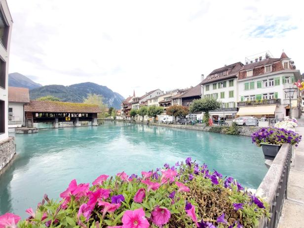 Quer durch die Schweiz: Die helvetische Zauberformel gibt den Takt an
