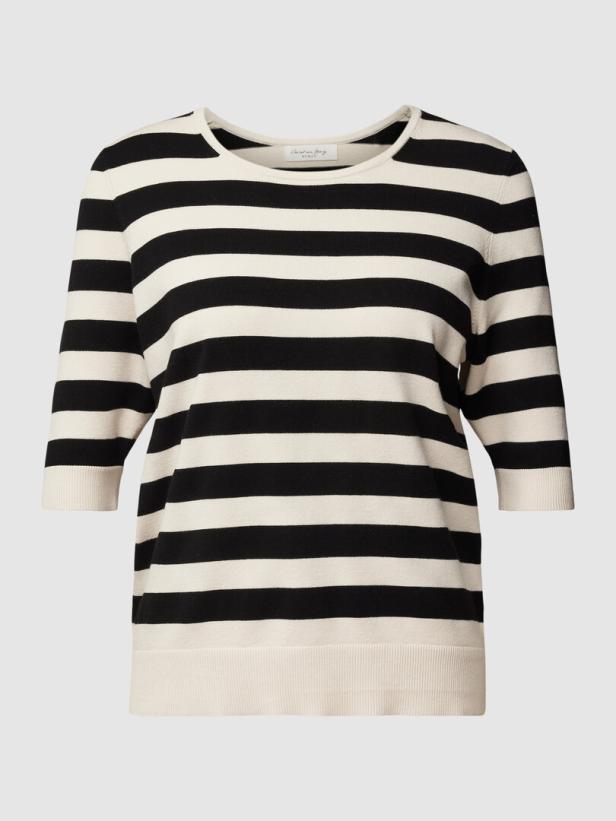 Ein schwarz-weiß gestreifter Pullover mit Dreiviertelärmeln.