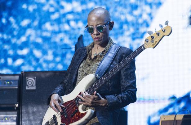 Bassistin Gail Ann Dorsey