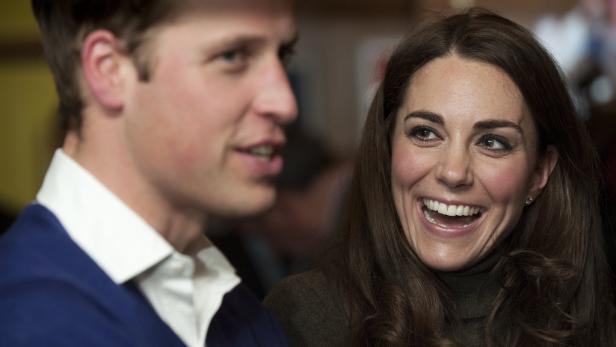 Kate und William mit Baby George und Hund