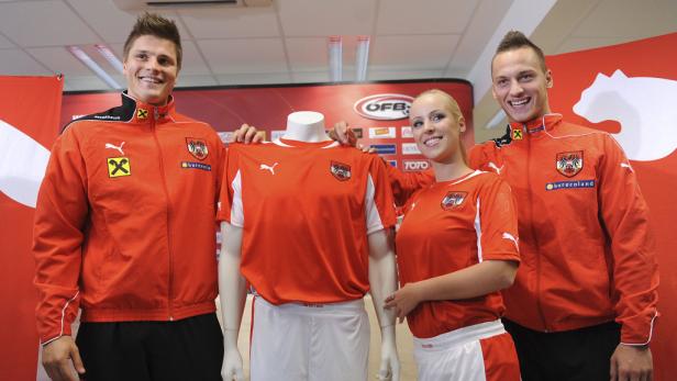 Die neuen Teamtrikots