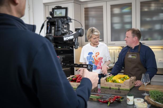 Gartenfrisch aus dem Kochsalon: Gefüllte Paprika mit Schafskäse