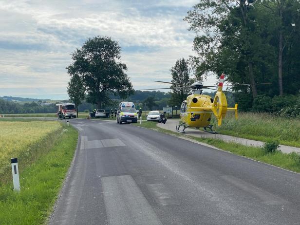 Feuerwehr rückte während der Fronleichnamsfeier zu tödlichem Crash aus