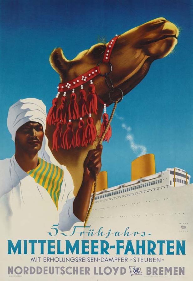 Ein Mann mit Turban führt ein geschmücktes Kamel vor einem Ozeandampfer auf einem Reiseplakat.