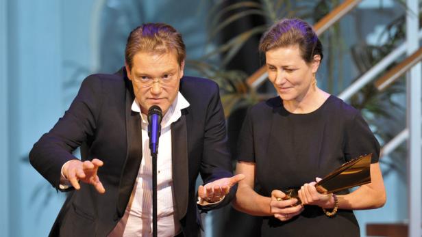 Nestroy 2011: Handke sprachlos, Turrini empört