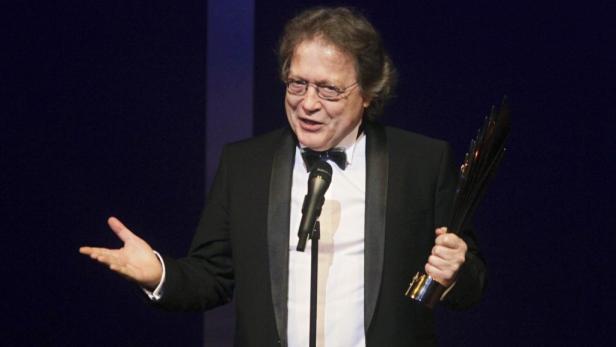 Nestroy 2011: Handke sprachlos, Turrini empört