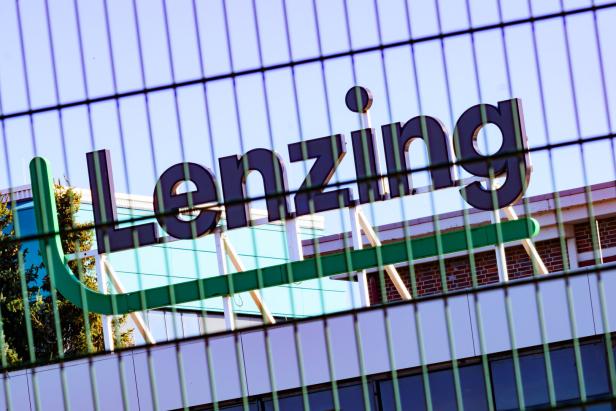 Lenzing wechselt Chef aus und forciert den Sparkurs