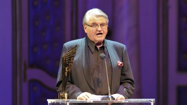 Nestroy 2011: Handke sprachlos, Turrini empört