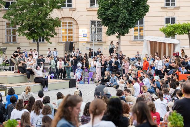 Der Sommer im MQ wird bunt, vielfältig und queer