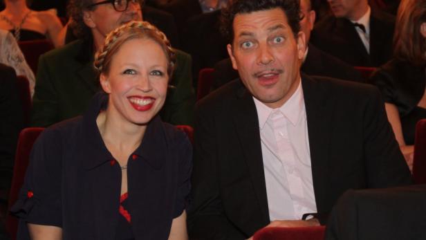 Nestroy: Theater- und Filmpromis sehen schwarz