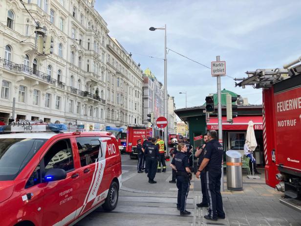 Feuerwehr-Großeinsatz in Wien: Brandursache noch unklar