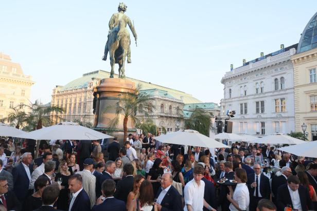 Sommerfest der Raiffeisenlandesbank OÖ: Feiern mit den "Möglichmachern"