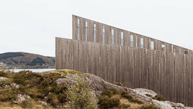 03-Knarvik-Kyrkje-Reiulf-Ramstad-Arkitekter-Melissa-Hegge