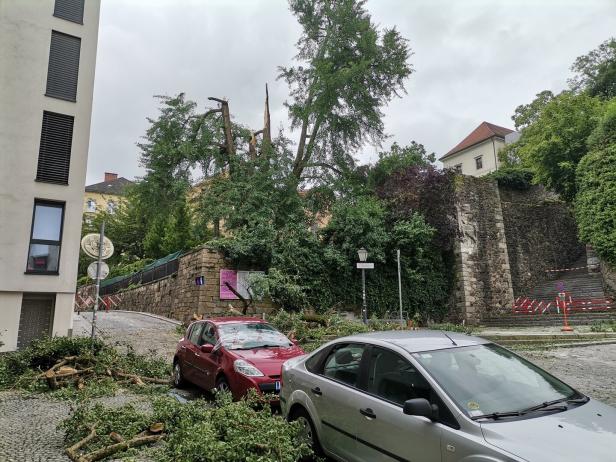 Zwei Verletzte nach Sturm in Linz: Ermittlungen gegen drei Personen