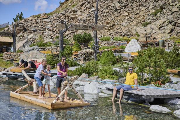 Sommerfrische in den Bergen: Die besten Familien-Spielplätze