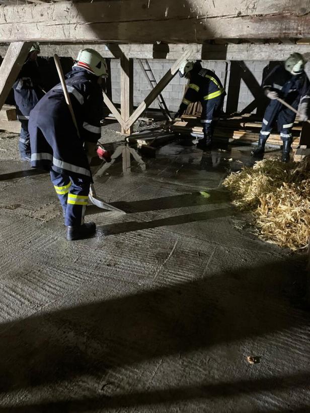 Nach heftigen Unwetter in NÖ: Feuerwehr rückte zu 360 Einsätzen aus