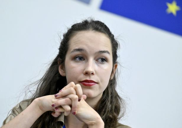 Die EU-Abgeordnete Lena Schilling