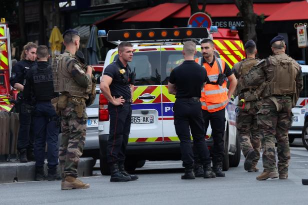 Three people injured after car crashes into a cafe in Paris