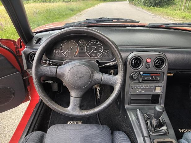 Zeitreise in die 90er: Mit dem Mazda MX-5