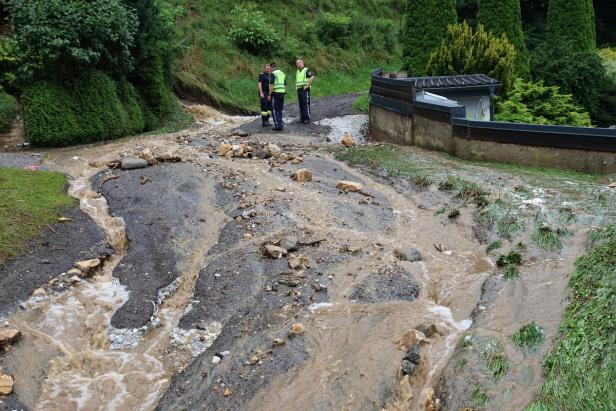 Unwetter im Süden des Landes zogen eine Spur der Verwüstung