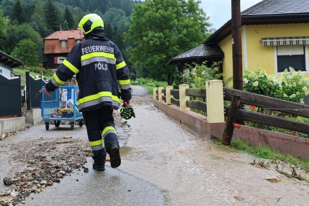 Unwetter im Süden des Landes zogen eine Spur der Verwüstung