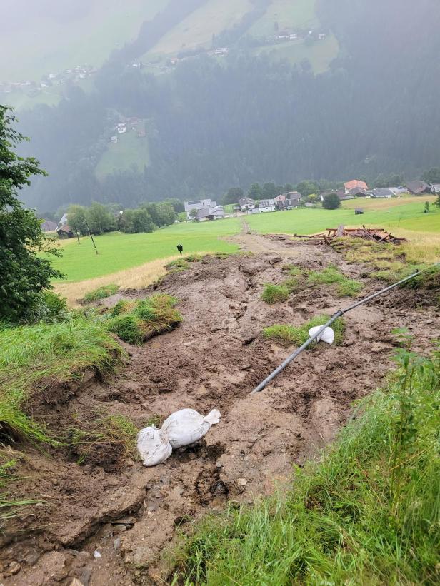 Unwetter im Süden des Landes zogen eine Spur der Verwüstung