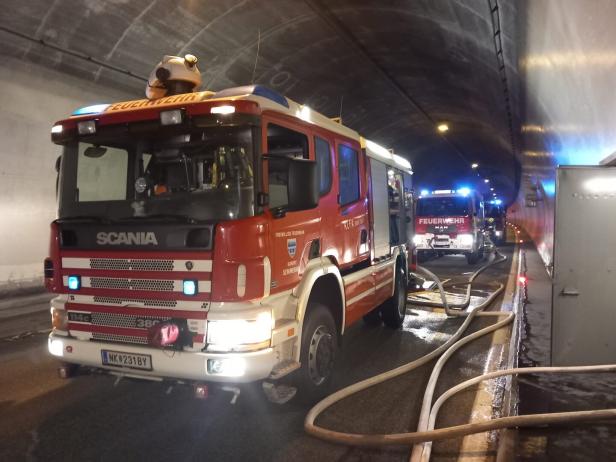 Lkw-Brand sorgte für stundenlange Sperre des S6-Tunnels Semmering