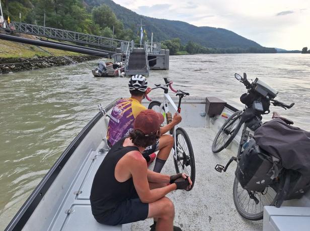 NÖ: Wassertaxi trickst die Steinlawine in der Wachau aus