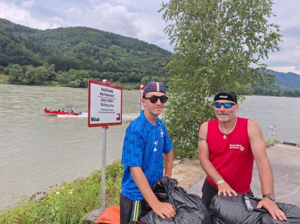 NÖ: Wassertaxi trickst die Steinlawine in der Wachau aus