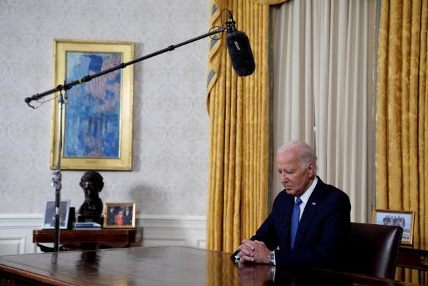 Biden erklärt sich: "Verehre dieses Amt, aber liebe mein Land mehr"