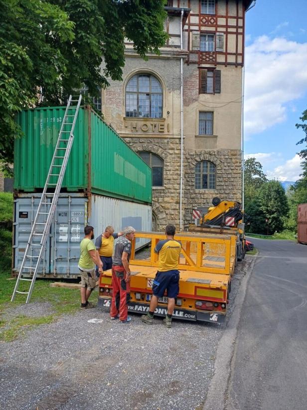 Mankers Containerdorf auf "willhaben": Posse am Semmering vor Ende