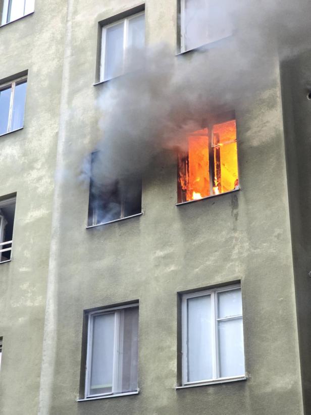 Zwei Leichtverletzte durch Feuer in Wien-Meidling