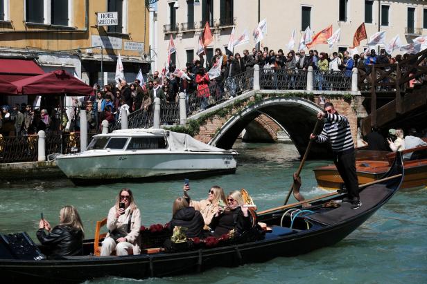 Venedig schränkt Tourismus weiter ein: Kleinere Gruppen, Lautsprecher-Verbot