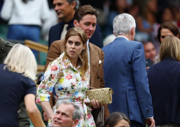 Prinzessin Beatrice und Edoardo Mapelli Mozzi besuchen eine Veranstaltung.