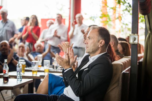 SPÖ-Chef Babler auf Sommertour: "Glaubt nicht die Schauermärchen"