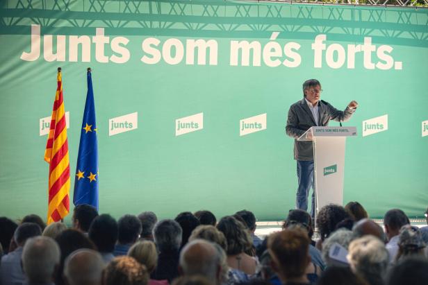 Carles Puigdemont am 27. Juli 2024 bei einem Treffen zur Feier des vierten Jahrestags der Parteigründung in Amelie-les-Bains im Südwesten Frankreichs.