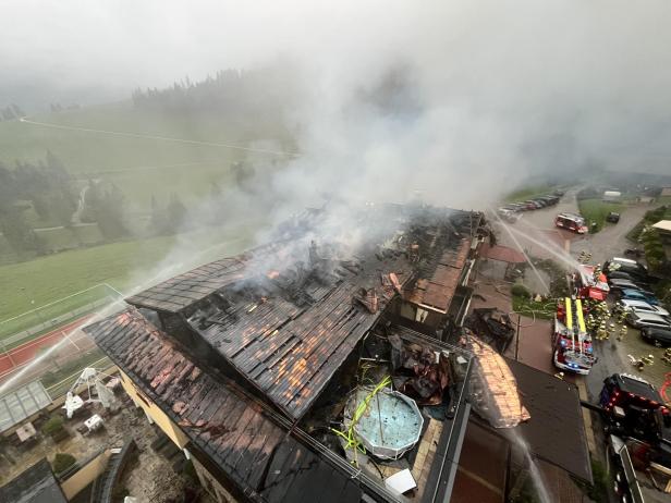 ++ HANDOUT ++ SALZBURG: FEUER IN EINEM HOTEL IM PONGAU AUSGEBROCHEN