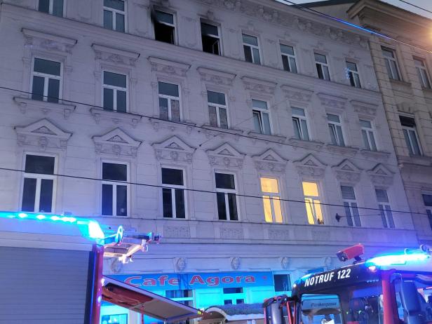 Mann bei Wohnungsbrand in Wien-Ottakring schwerstverletzt