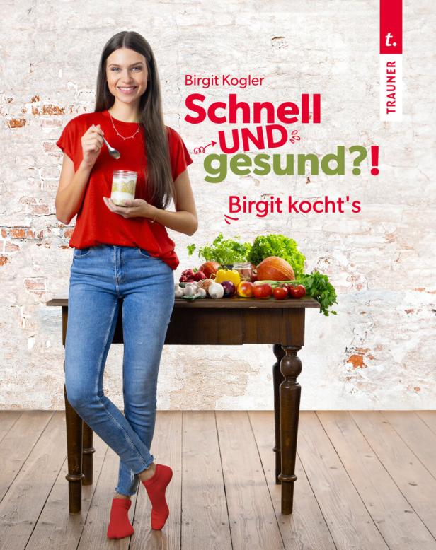 Birgit Kogler präsentiert ihr Kochbuch „Schnell und gesund?!“ mit frischen Zutaten.
