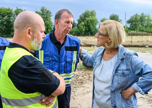 "Wasser stand bis zum Nabel": Hollabrunn nach Unwetterchaos Katastrophengebiet