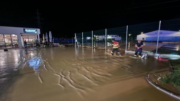 ++ HANDOUT ++ NIEDERÖSTERREICH: UNWETTER: AUFRÄUMARBEITEN UND ERNEUTE GEWITTER IN NIEDERÖSTERREICH