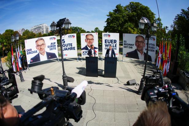 Kickl auf ersten Wahlplakaten: "Dein Herz sagt Ja"