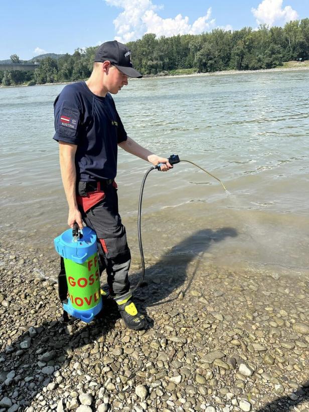 NÖ: Feuerwehren bekämpften Ölfilm auf der Donau